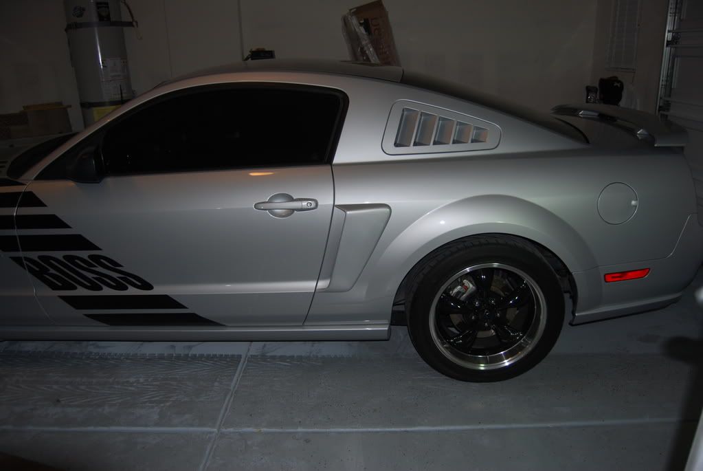 mustang side scoops presentment