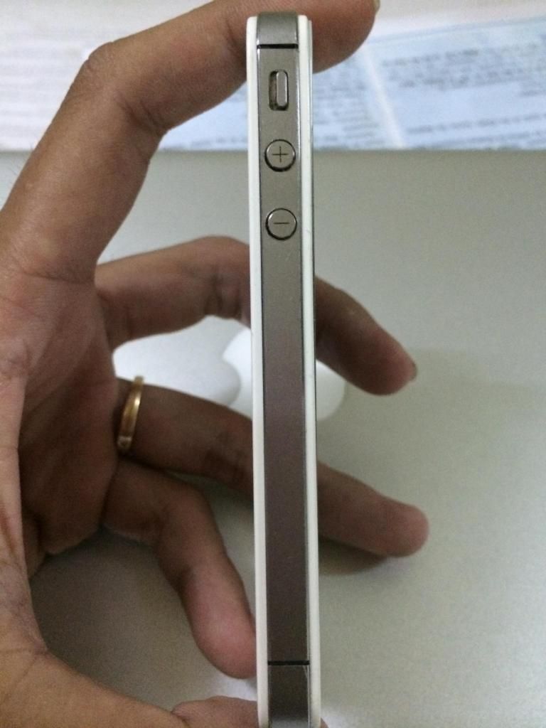 Cần Bán Iphonen 4S - 32Gb - Màu Trắng Quốc Tế 98% - 5