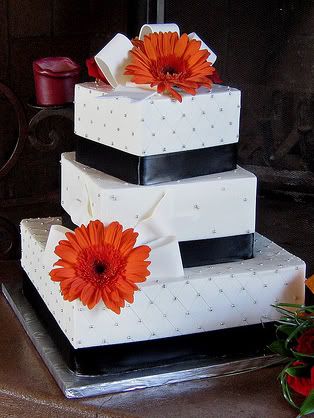 Classic Black and White Wedding Cake Square wedding cake with a diamond 