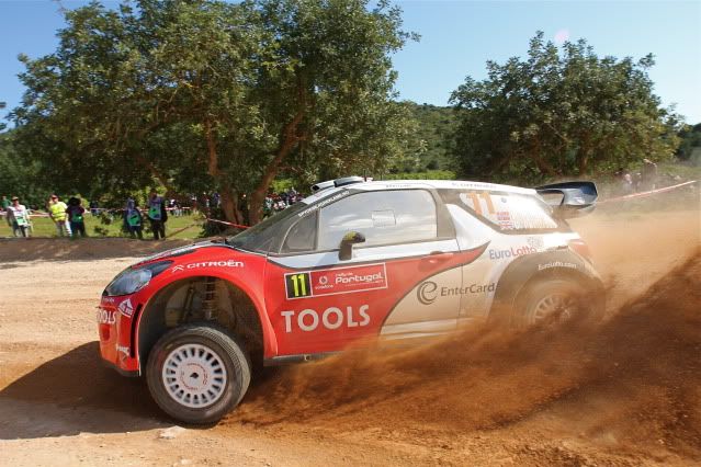 IMAGE: http://i657.photobucket.com/albums/uu294/tightangle/IMG_2845.jpg