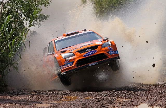 IMAGE: http://i657.photobucket.com/albums/uu294/tightangle/IMG_5671.jpg