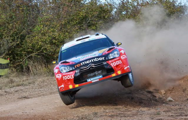 IMAGE: http://i657.photobucket.com/albums/uu294/tightangle/IMG_6347.jpg