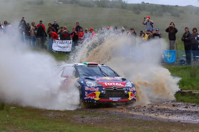 IMAGE: http://i657.photobucket.com/albums/uu294/tightangle/IMG_7892.jpg