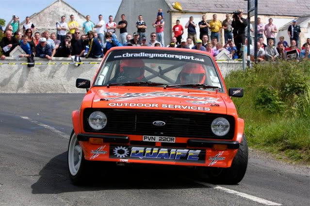 IMAGE: http://i657.photobucket.com/albums/uu294/tightangle/IMG_8009.jpg