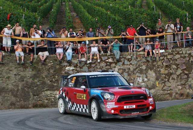 IMAGE: http://i657.photobucket.com/albums/uu294/tightangle/IMG_8504.jpg