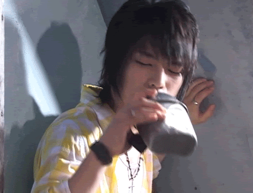 [Resim: 1205670055_11111111.gif]