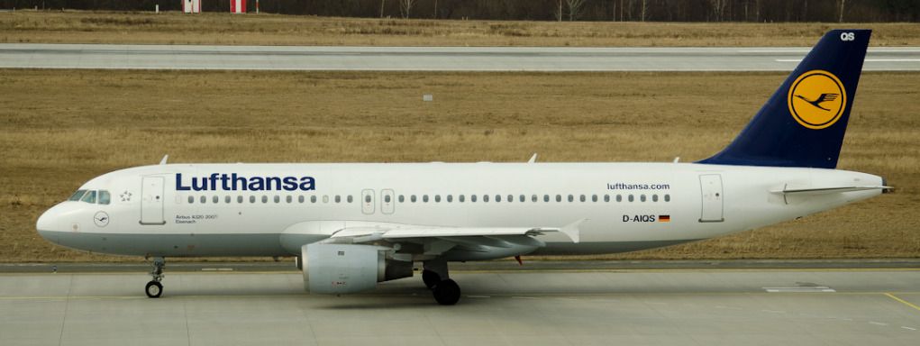 Lufthansa_A320-200CFM_D-AIQS_EDDC_20120304_001.jpg
